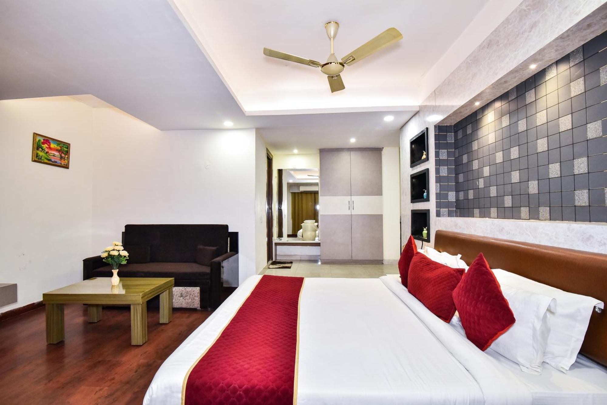 فندق Pinaz Royale أمريتسار المظهر الخارجي الصورة