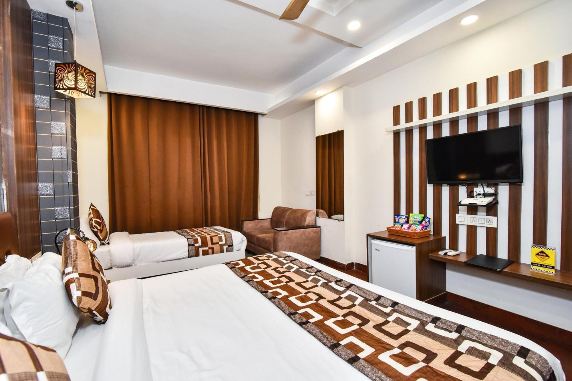 فندق Pinaz Royale أمريتسار المظهر الخارجي الصورة
