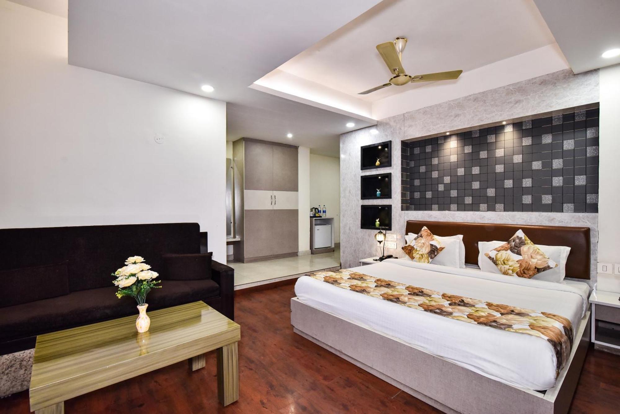 فندق Pinaz Royale أمريتسار المظهر الخارجي الصورة